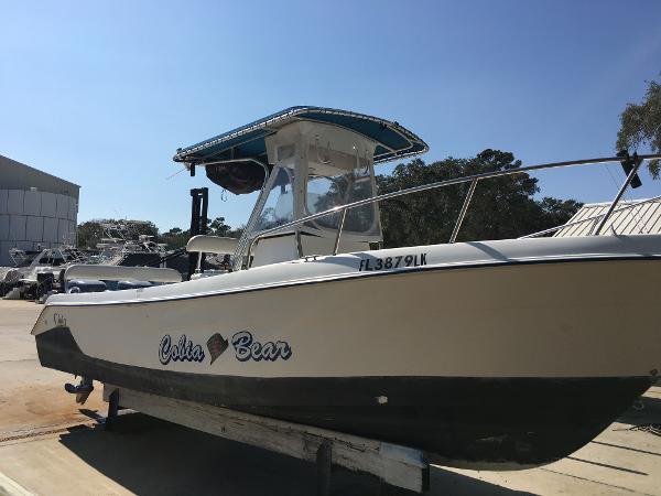 2001 Cobia 274 Center Console