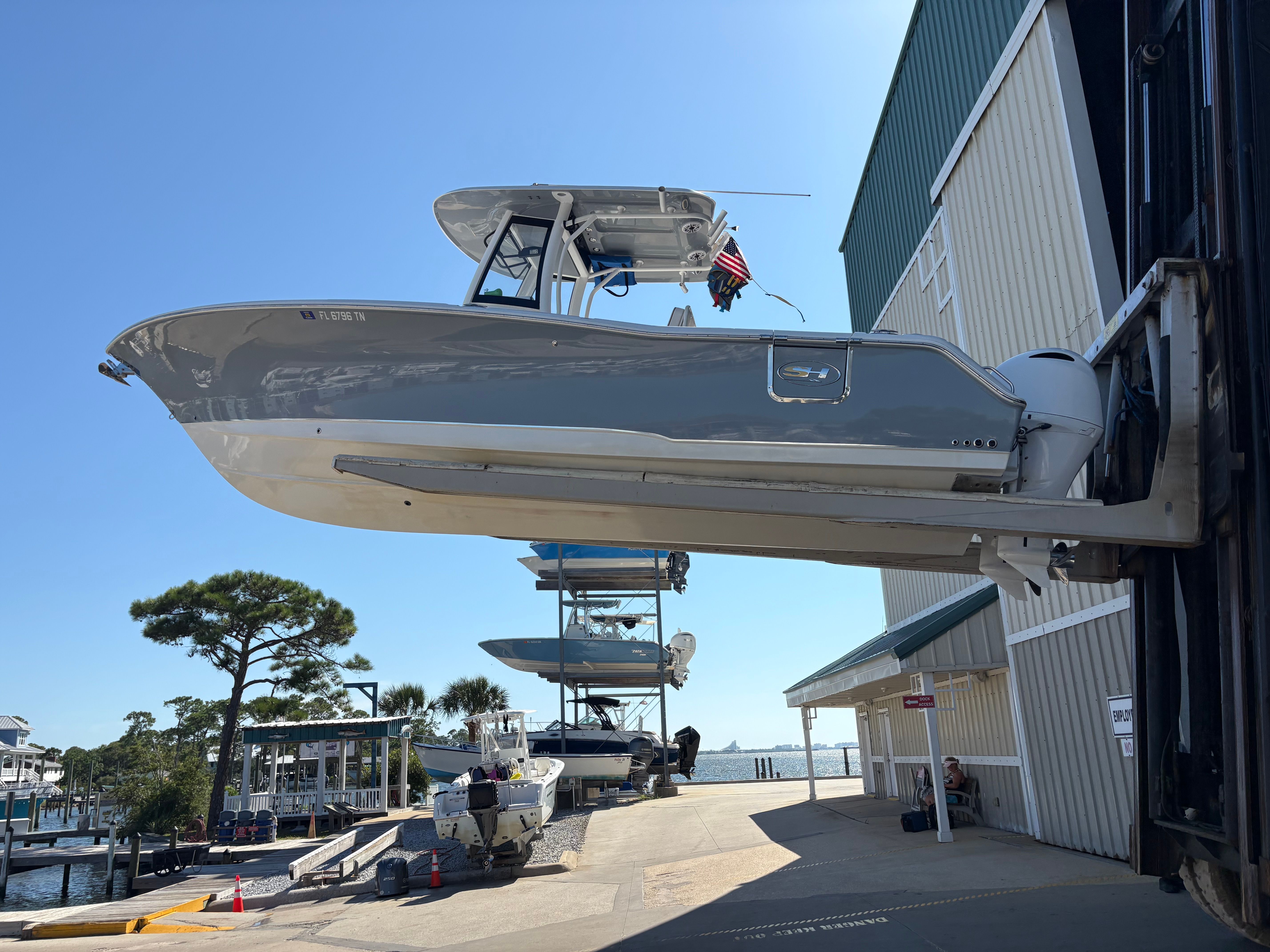 2021 Sea Hunt Ultra 275 SE