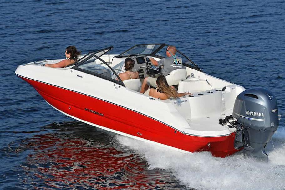 Stingray Boat image