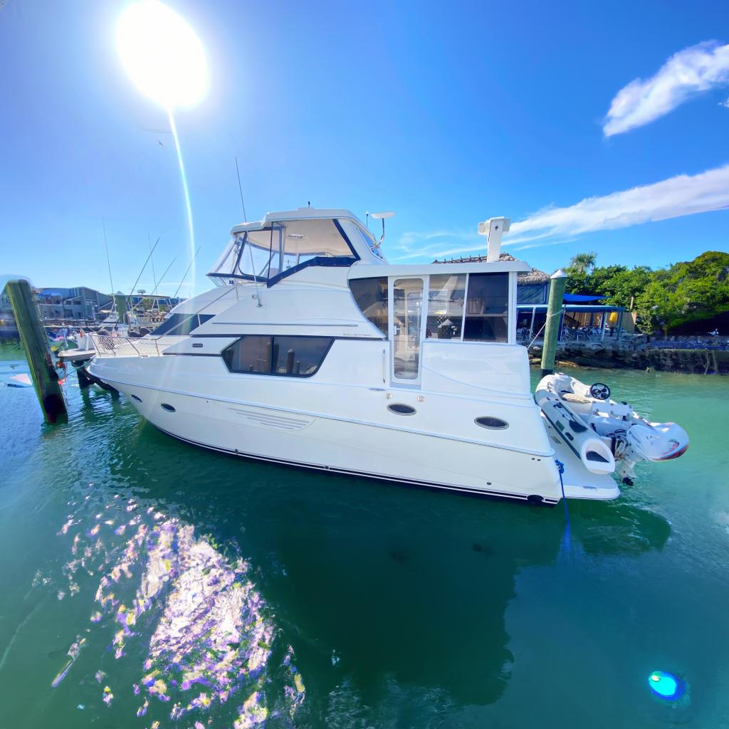 2003 Silverton 453 Motor Yacht