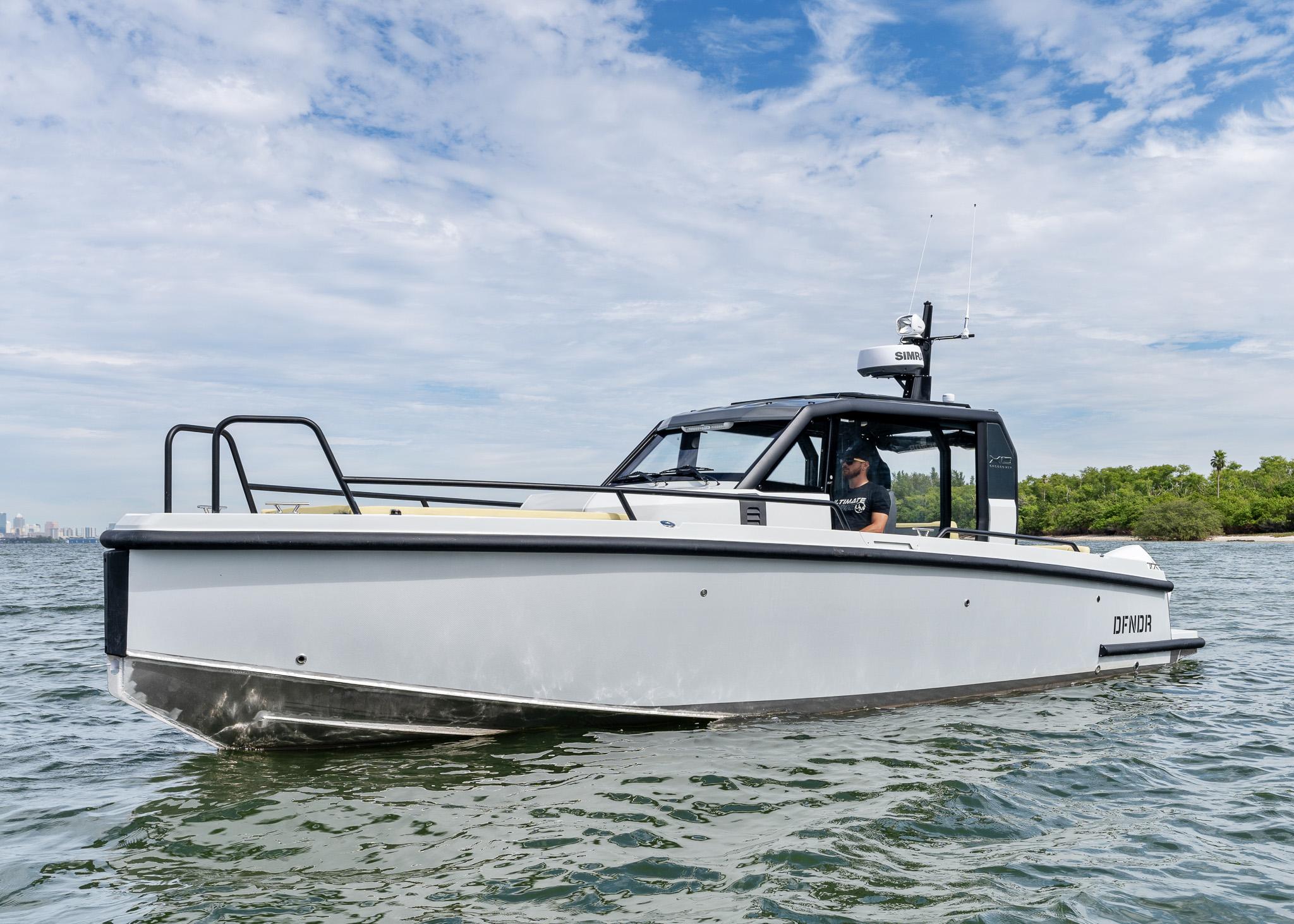 XO Boats DFNDR 9