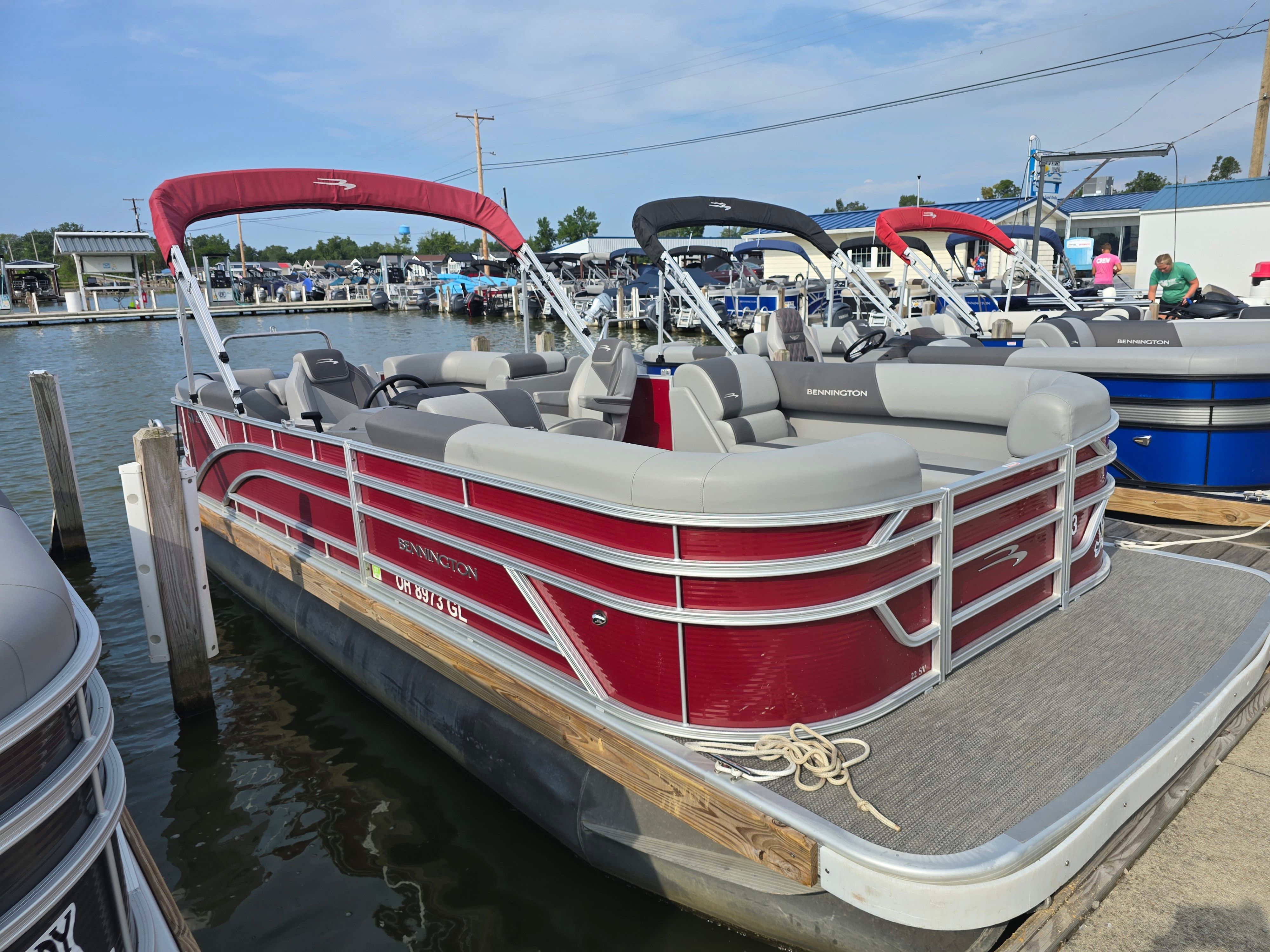 2024 Bennington 22 SVSR SPS