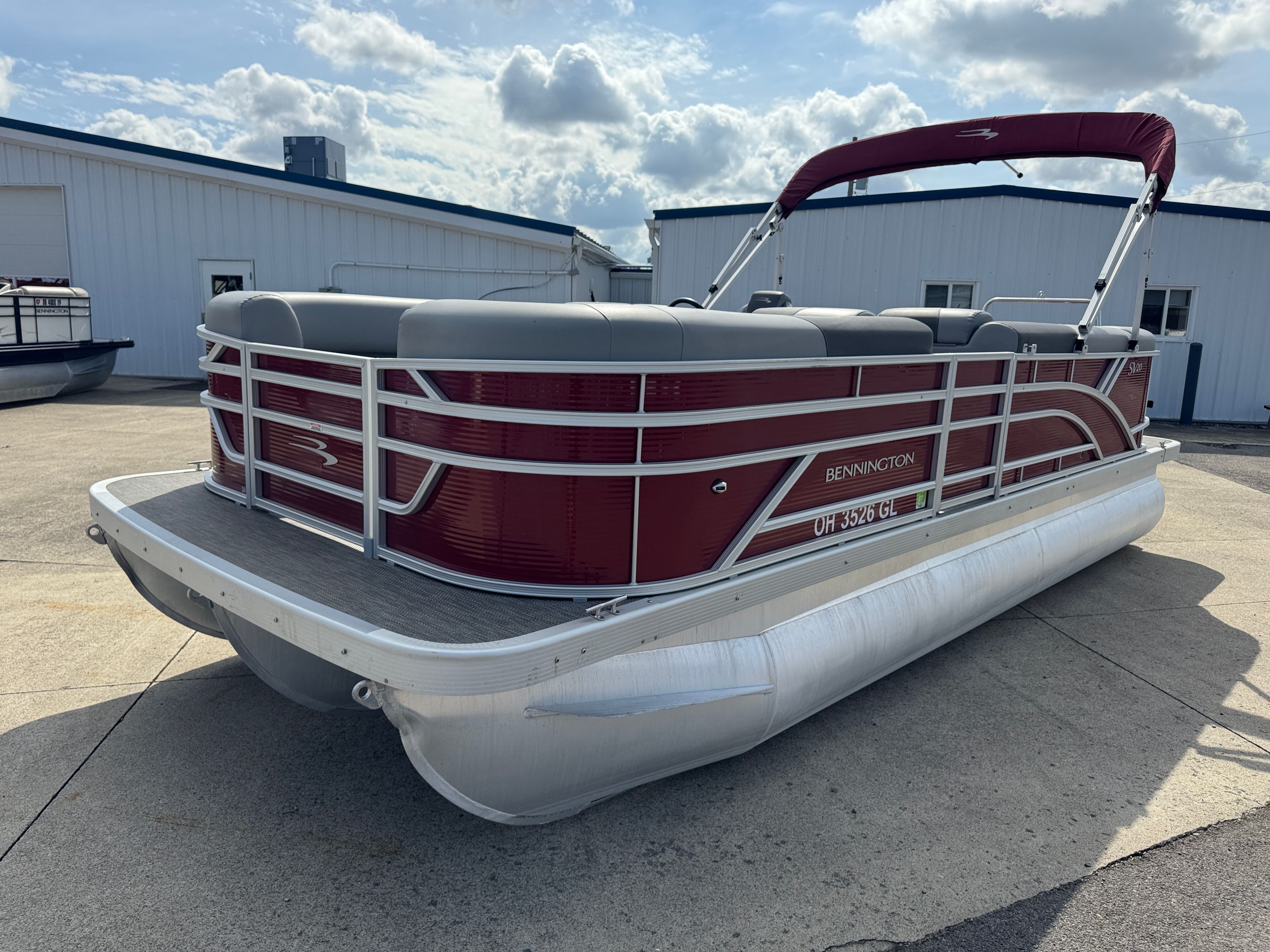 2024 Bennington 22 SVSR SPS
