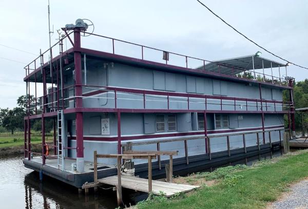 1975 Custom Houseboat