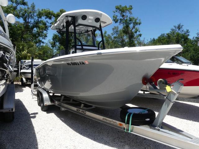 2023 Sea Pro 219 Deep V Series