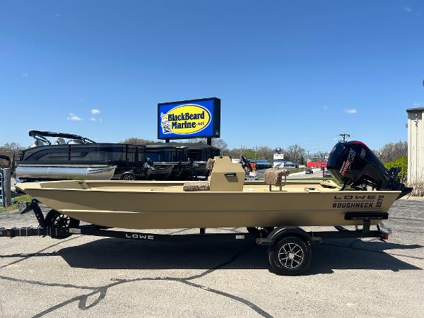 2025 Lowe Roughneck 2070 CC