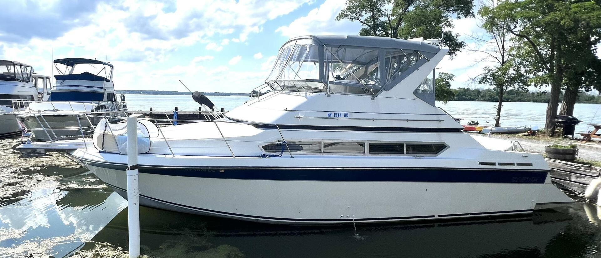 1989 Carver 340 Santego