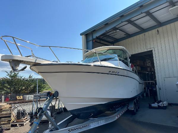 2017 Grady-White Express 330
