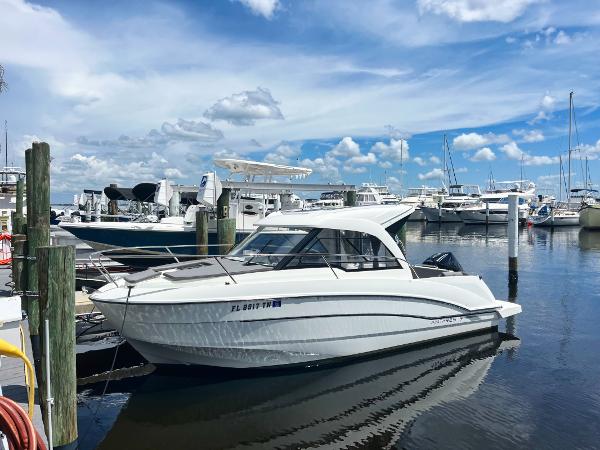 2023 Beneteau Antares 7