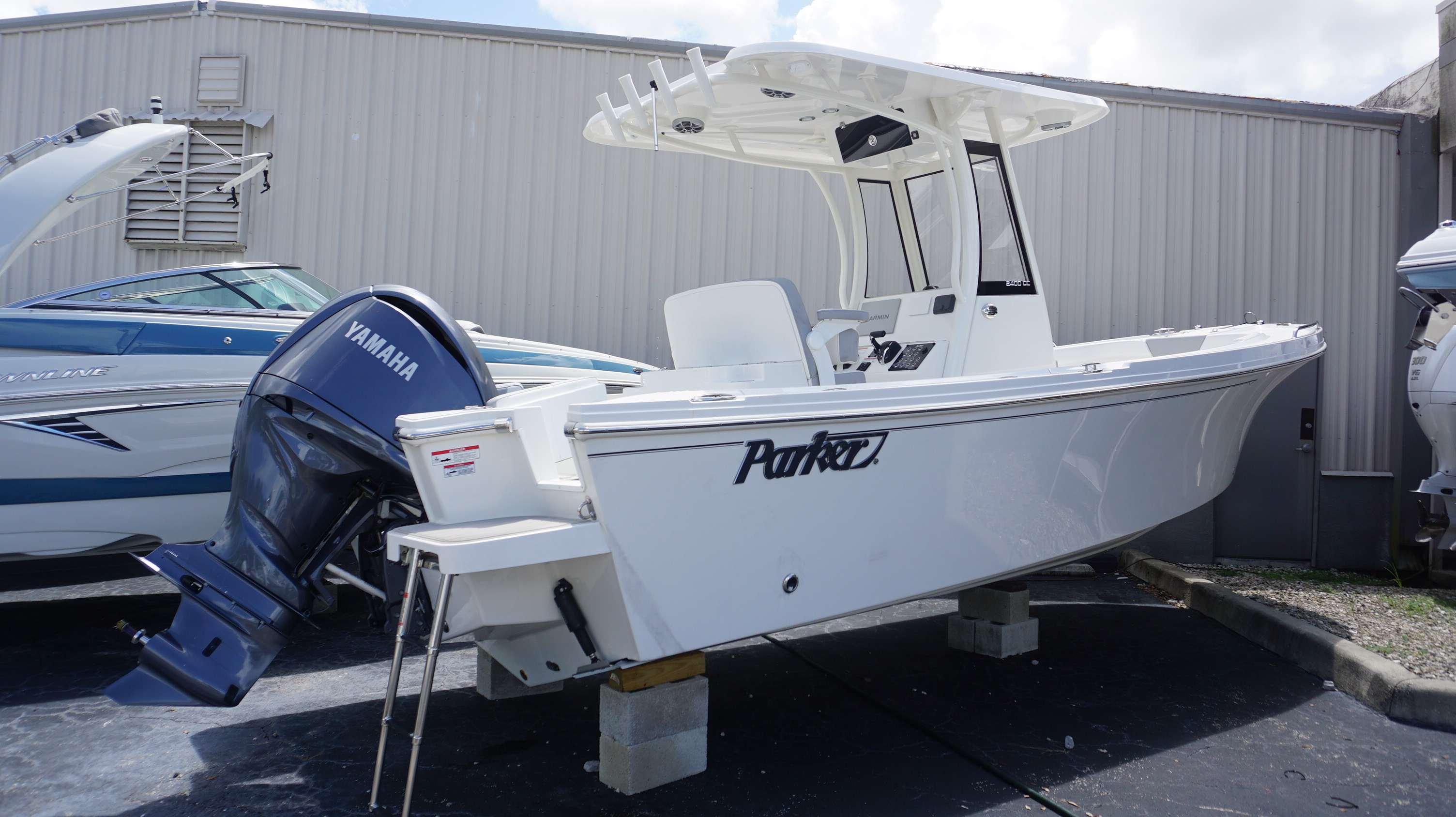 2025 Parker 2400 CC