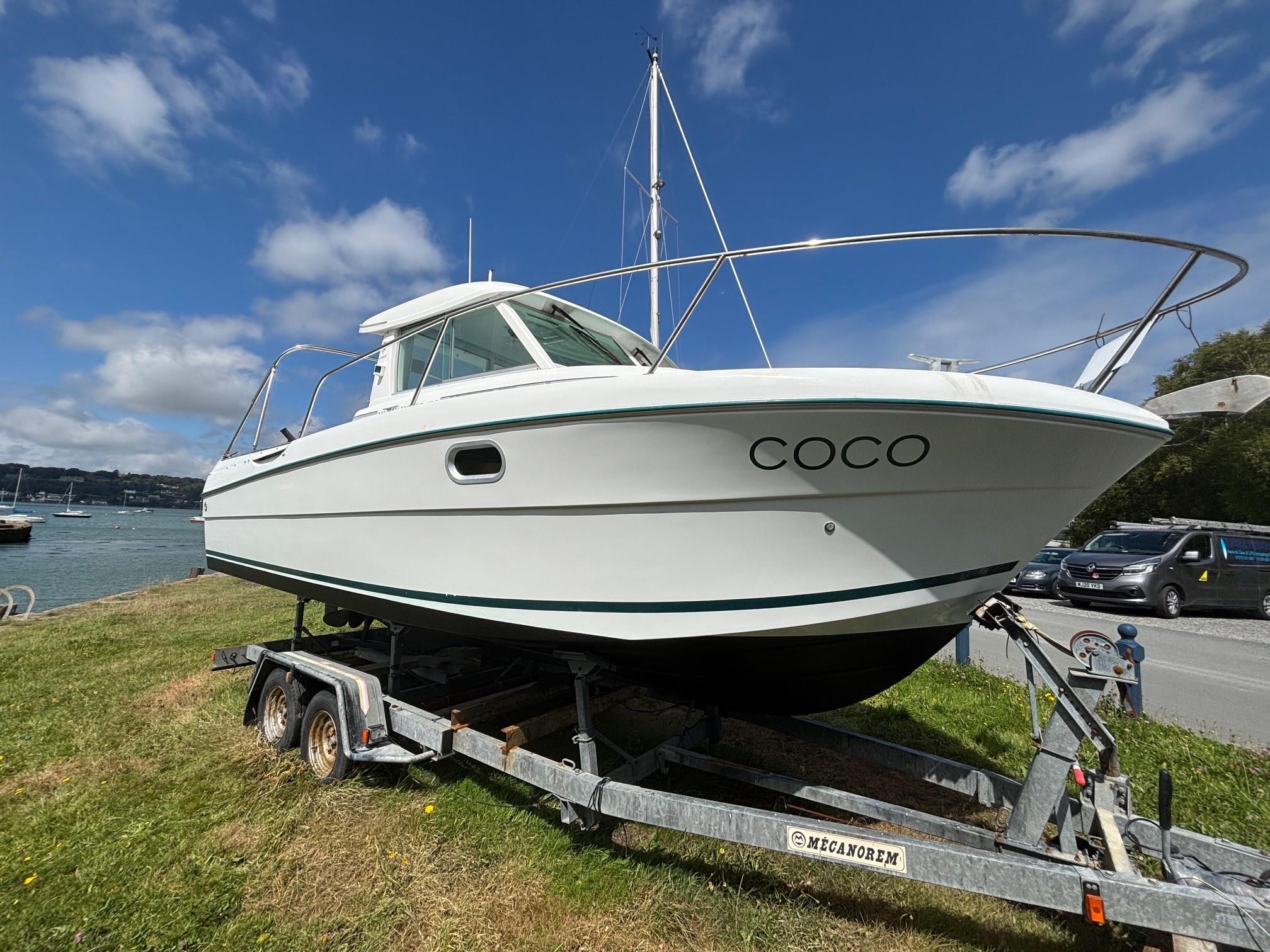 2004 Jeanneau Merry Fisher 695
