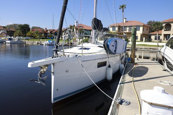 2022 Jeanneau Sun Odyssey 410