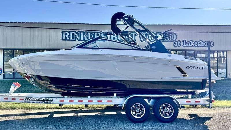 2025 Cobalt R4 Surf