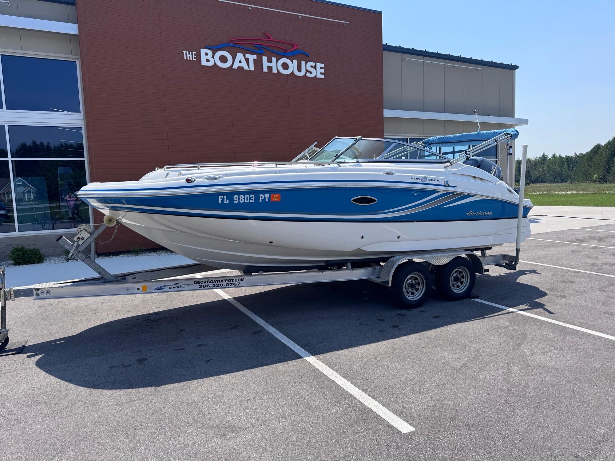2014 Hurricane SunDeck 2200