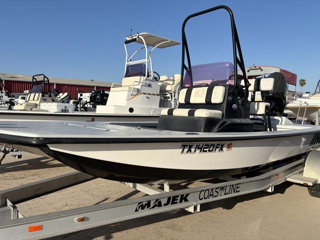2020 Majek 18 M2