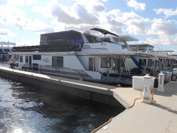 2000 Sumerset 7016