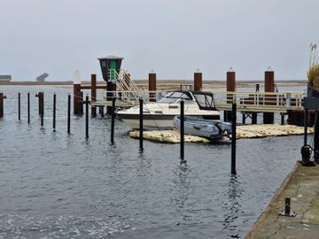 1990 Sealine 285 Family