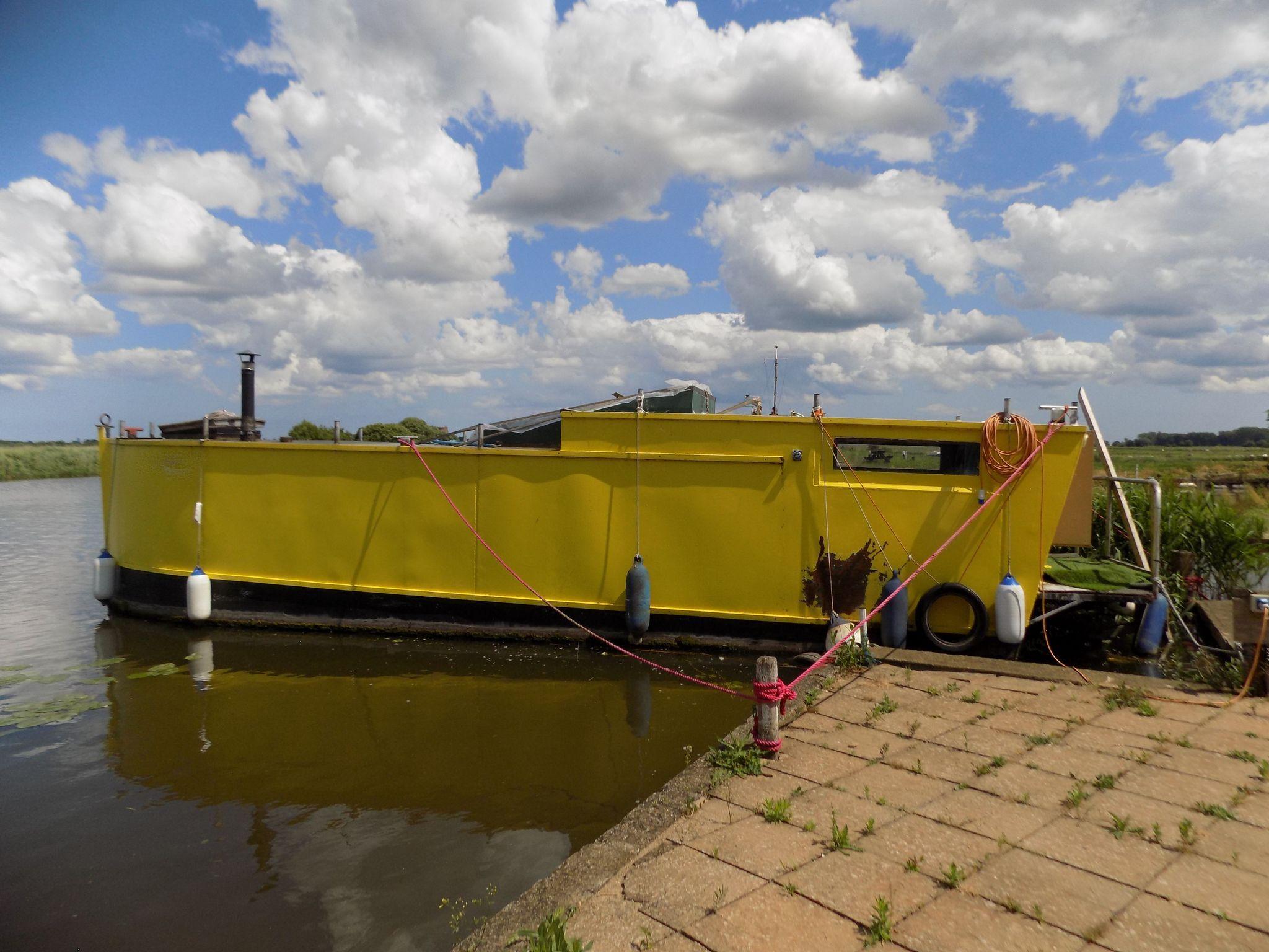 houseboat-project-for-sale-boats