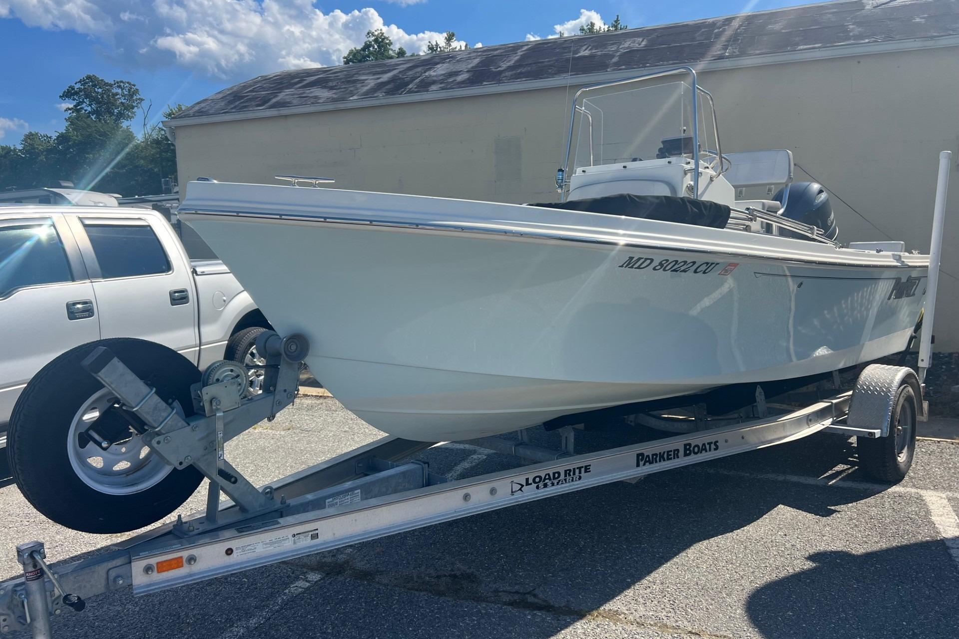 2023 Parker 1801 Center Console