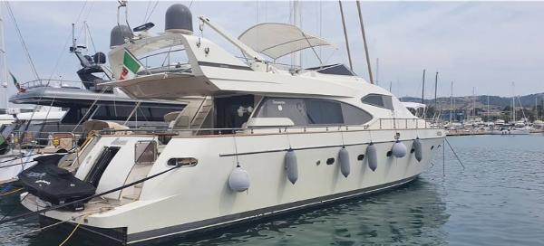 1998 Tecnomarine T 77 Fly