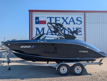 2026 Yamaha Boats 222XD