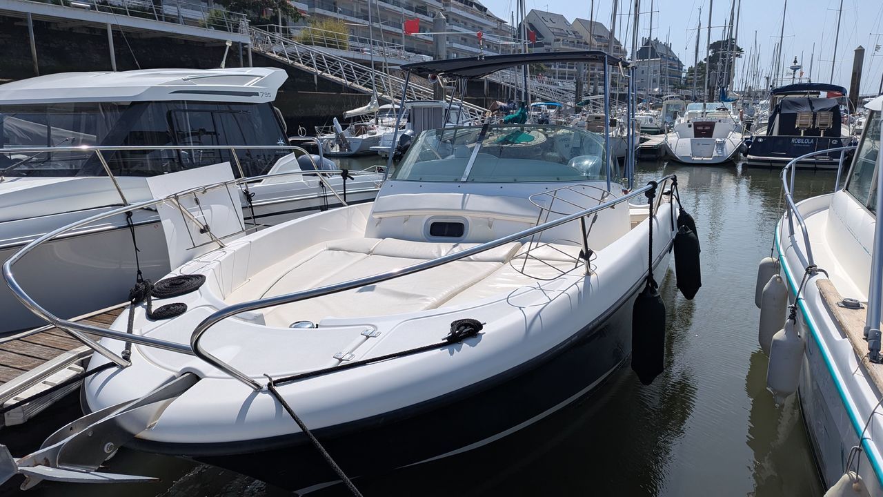 Jeanneau Cap Camarat 755 WA
