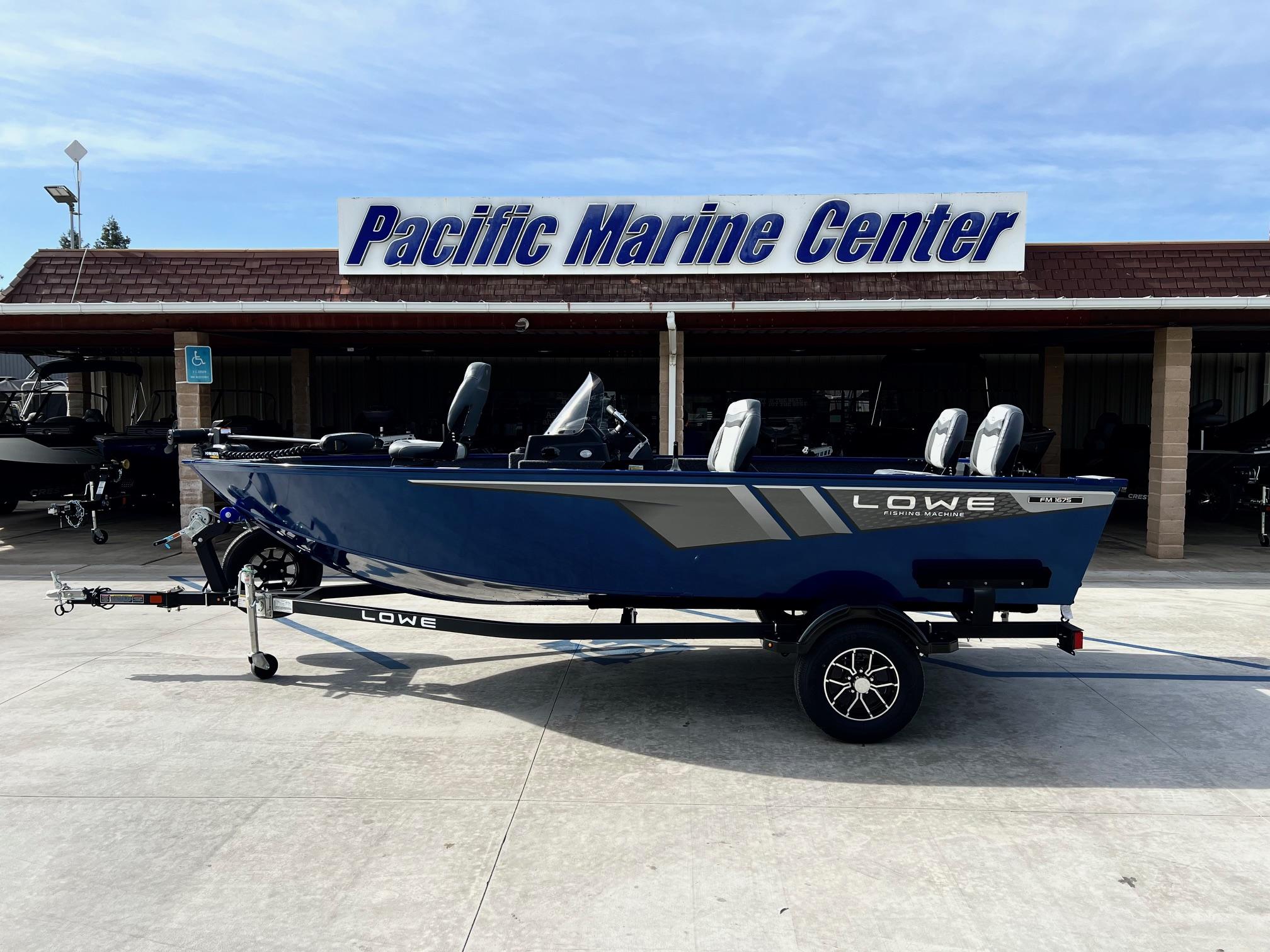 2025 Lowe Fishing Machine Side Console FM 1675 SC W/ Mercury 60HP
