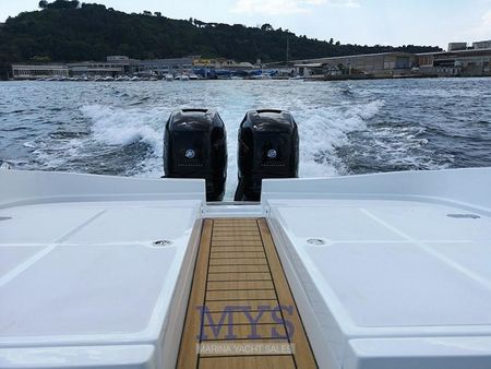 21 Custom Panamera Yacht Py 100 Fb Italia Italia Boats Com