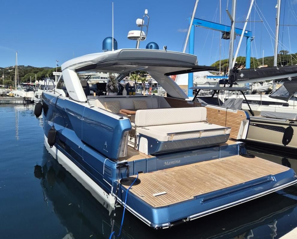 Jeanneau DB 43