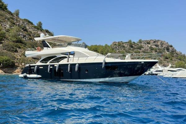 2012 Azimut 78