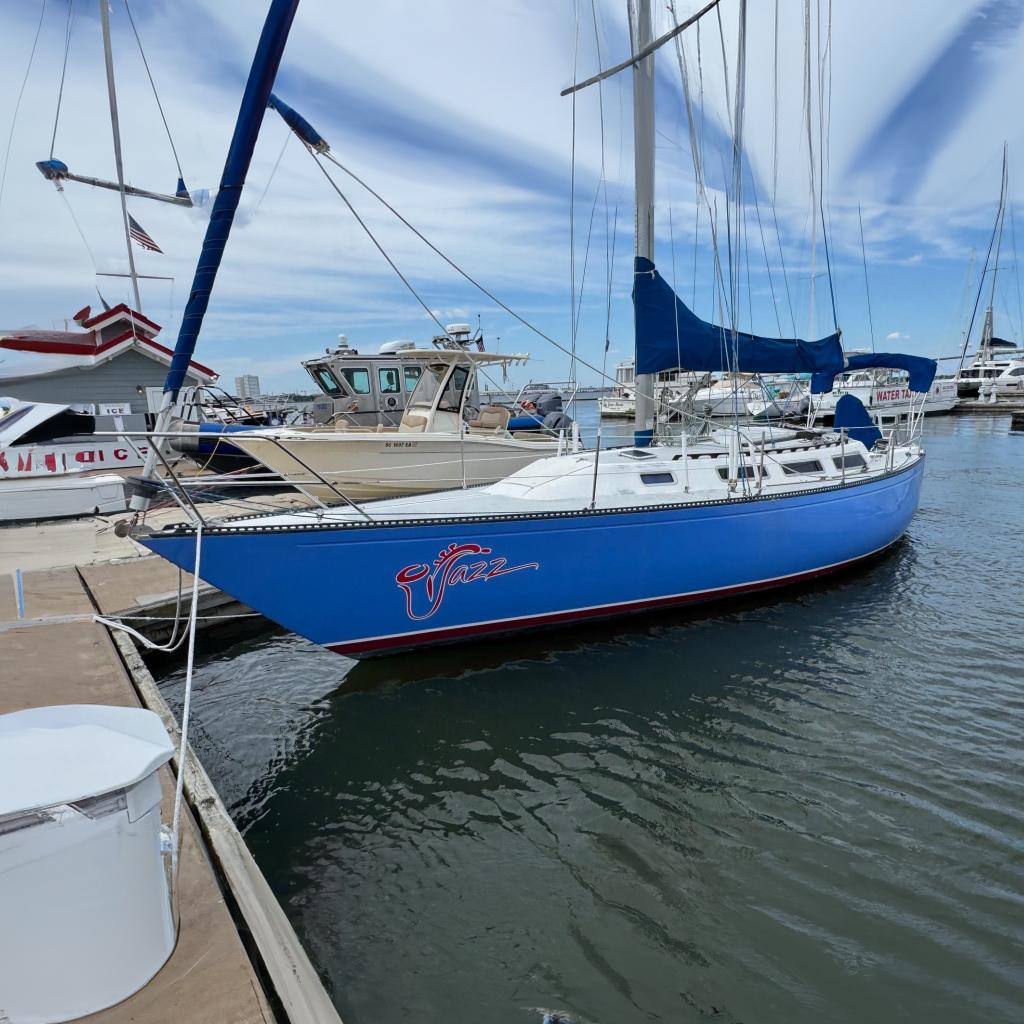 Catalina 38
