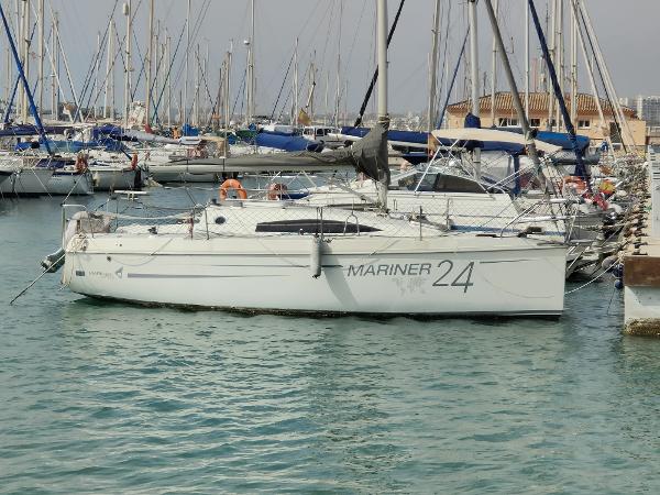 2012 Mariner 24