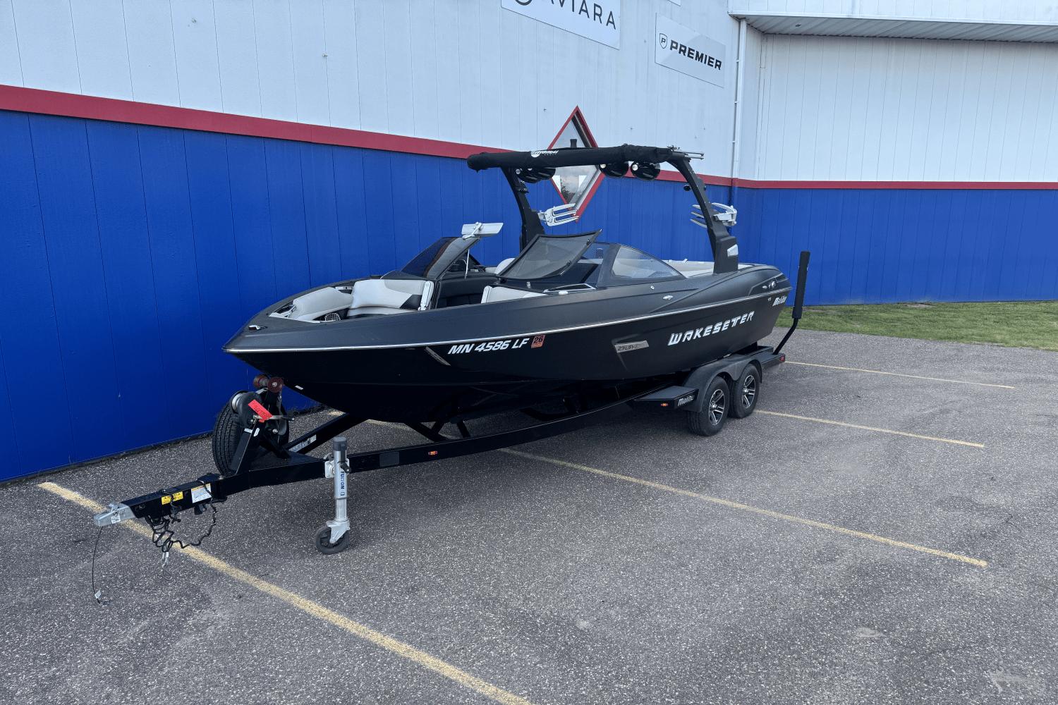 2015 Malibu Wakesetter 23 LSV