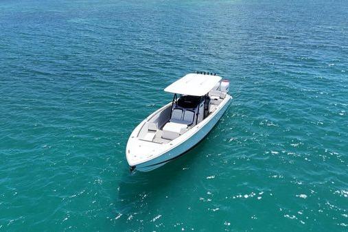2019 Nor-Tech 390 Sport Center Console