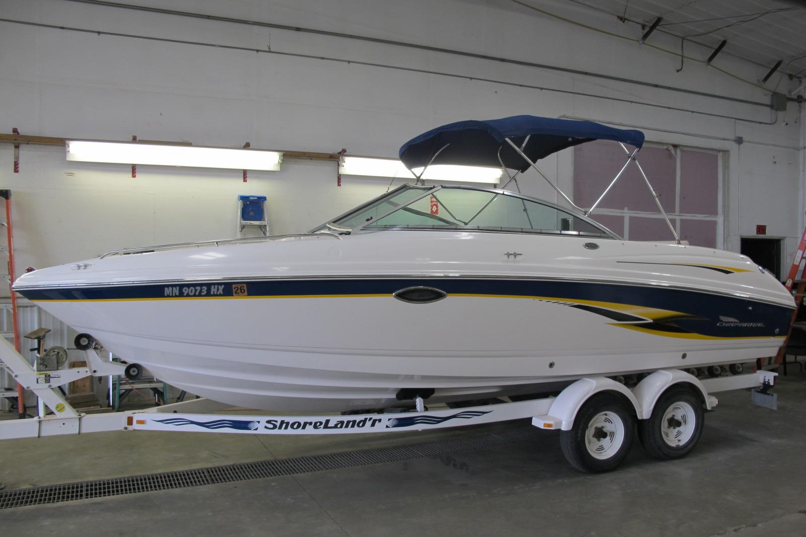 2000 Chaparral 230 SSi