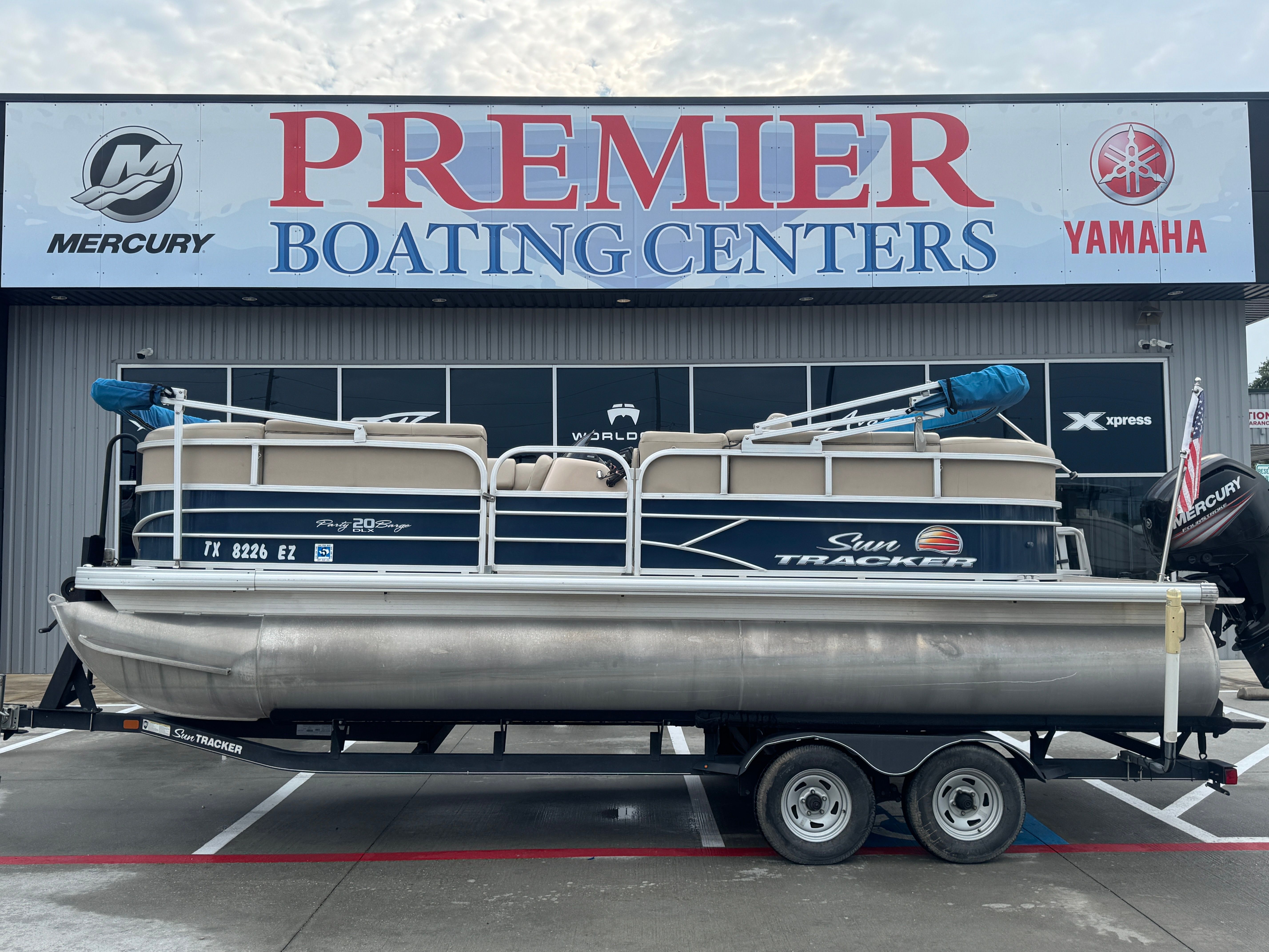 2019 Sun Tracker 20DLX