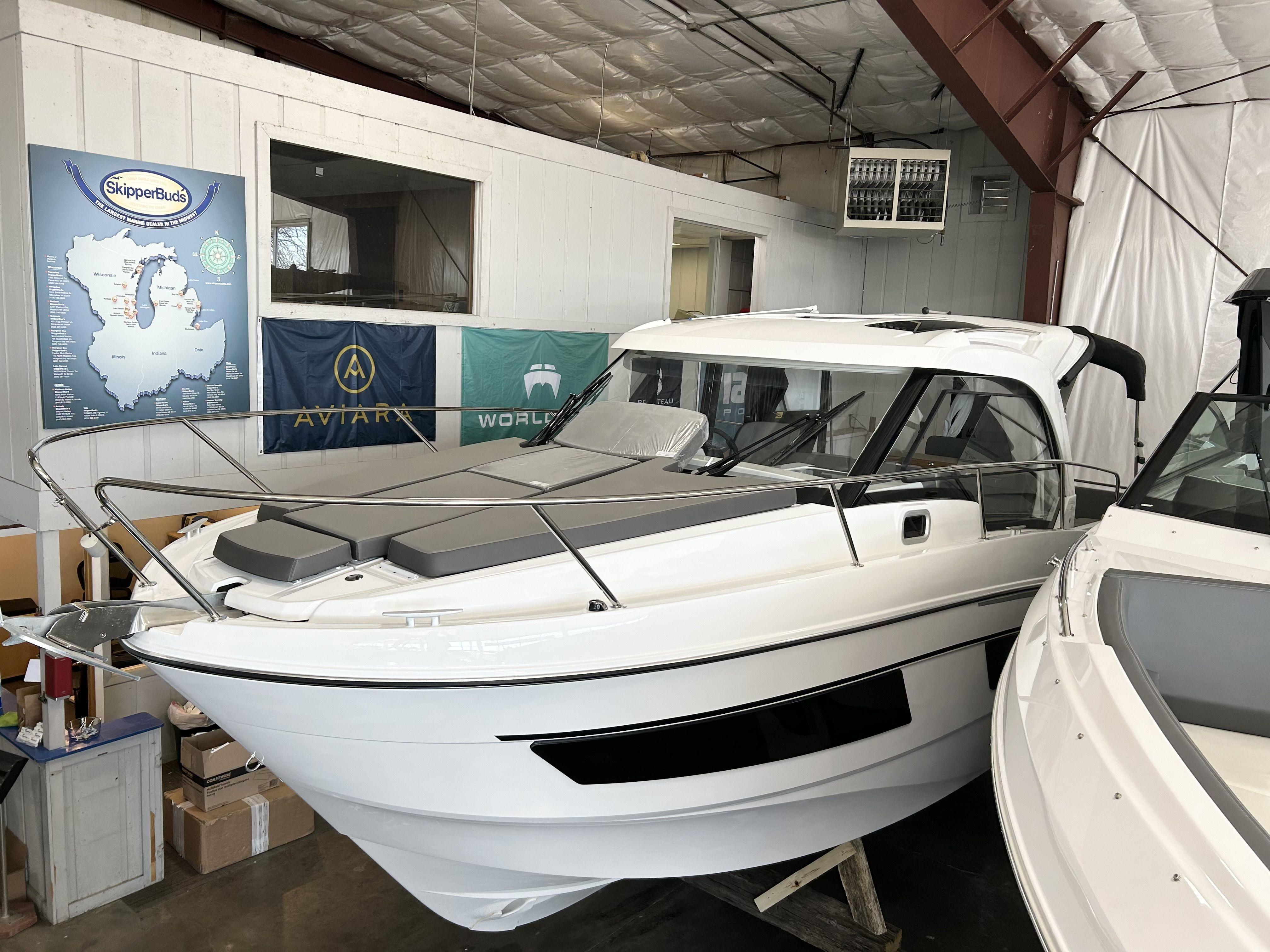 2024 Beneteau 9 OB
