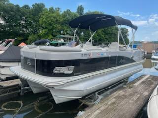 2018 Avalon Catalina 2385QL