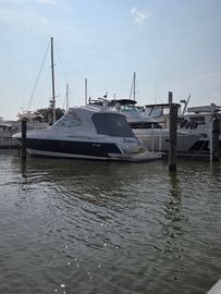 2006 Cruisers Yachts 460 Express