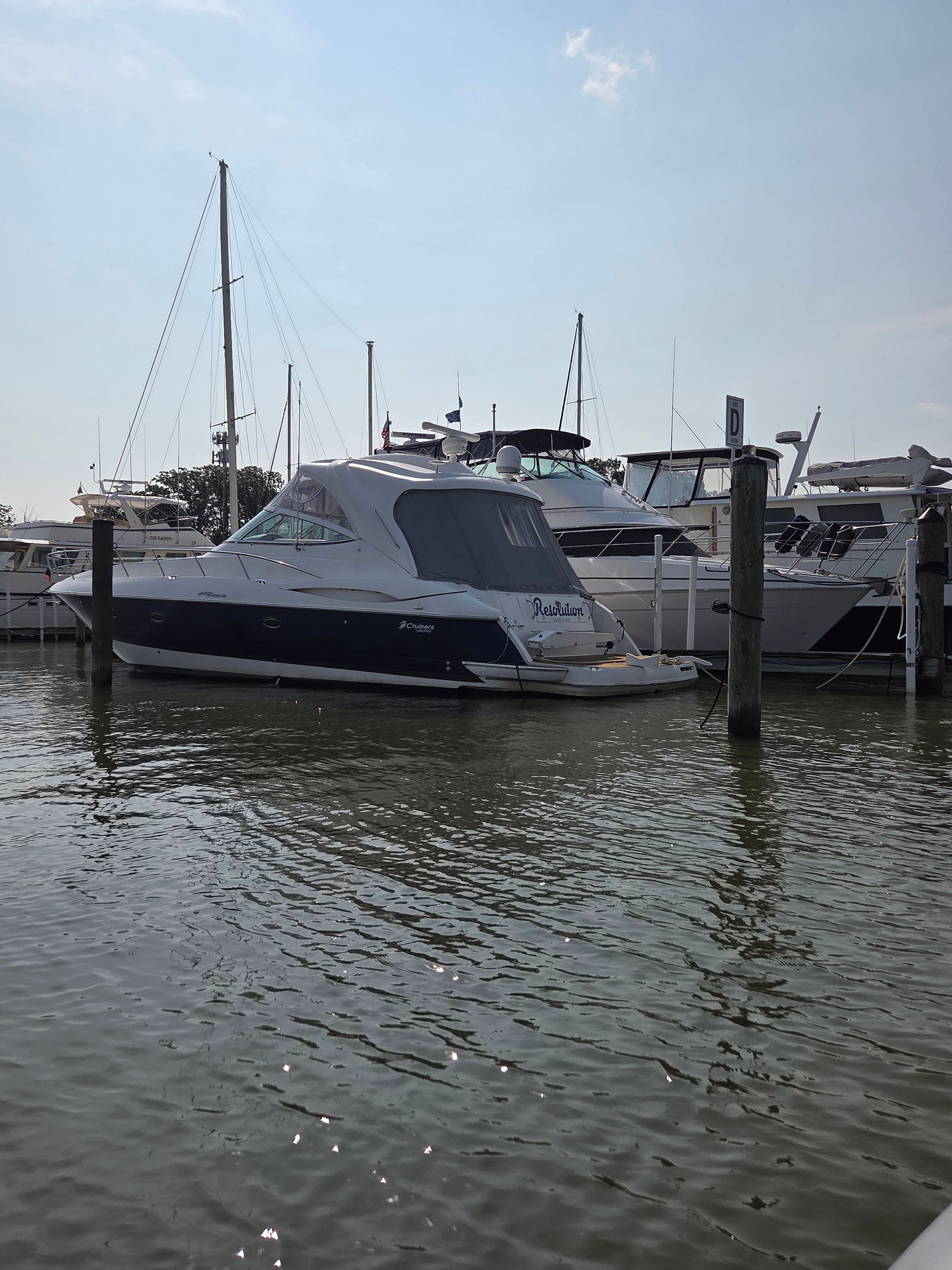 2006 Cruisers Yachts 460 Express