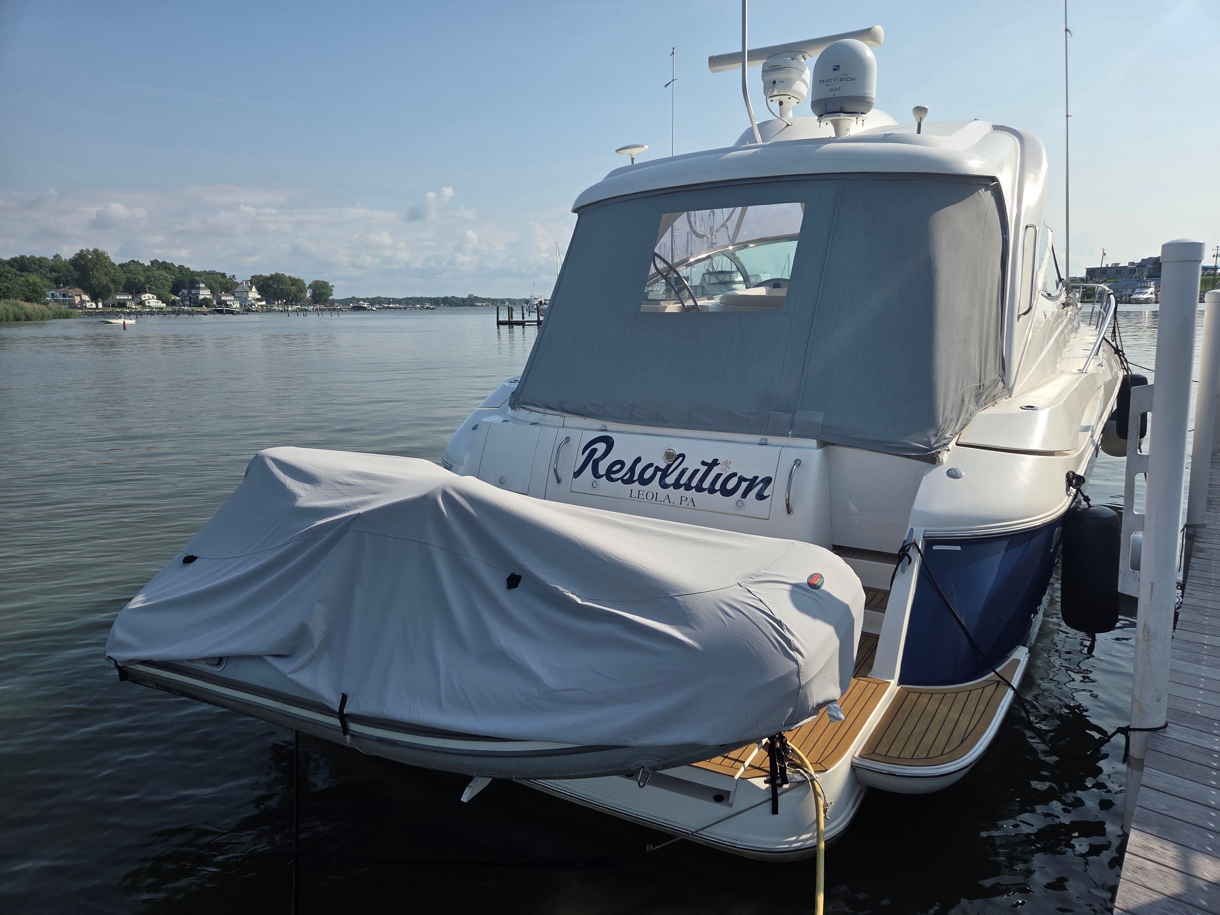 2006 Cruisers Yachts 460 Express