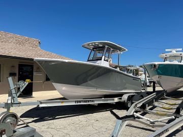 2025 Sportsman Open 212 Center Console