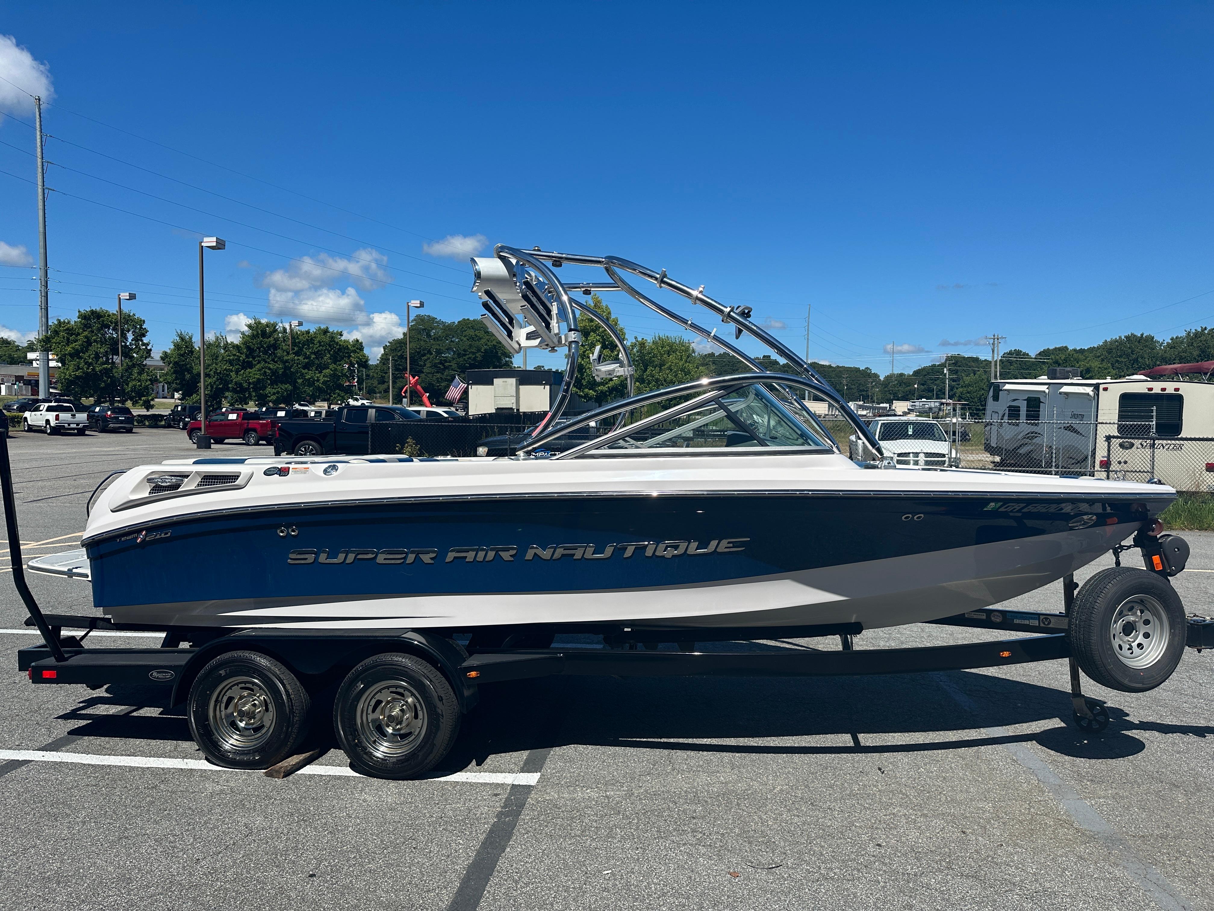 2009 Nautique Super Air 210