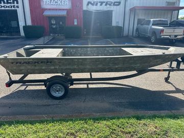 2024 Tracker Grizzly 1648 Jon