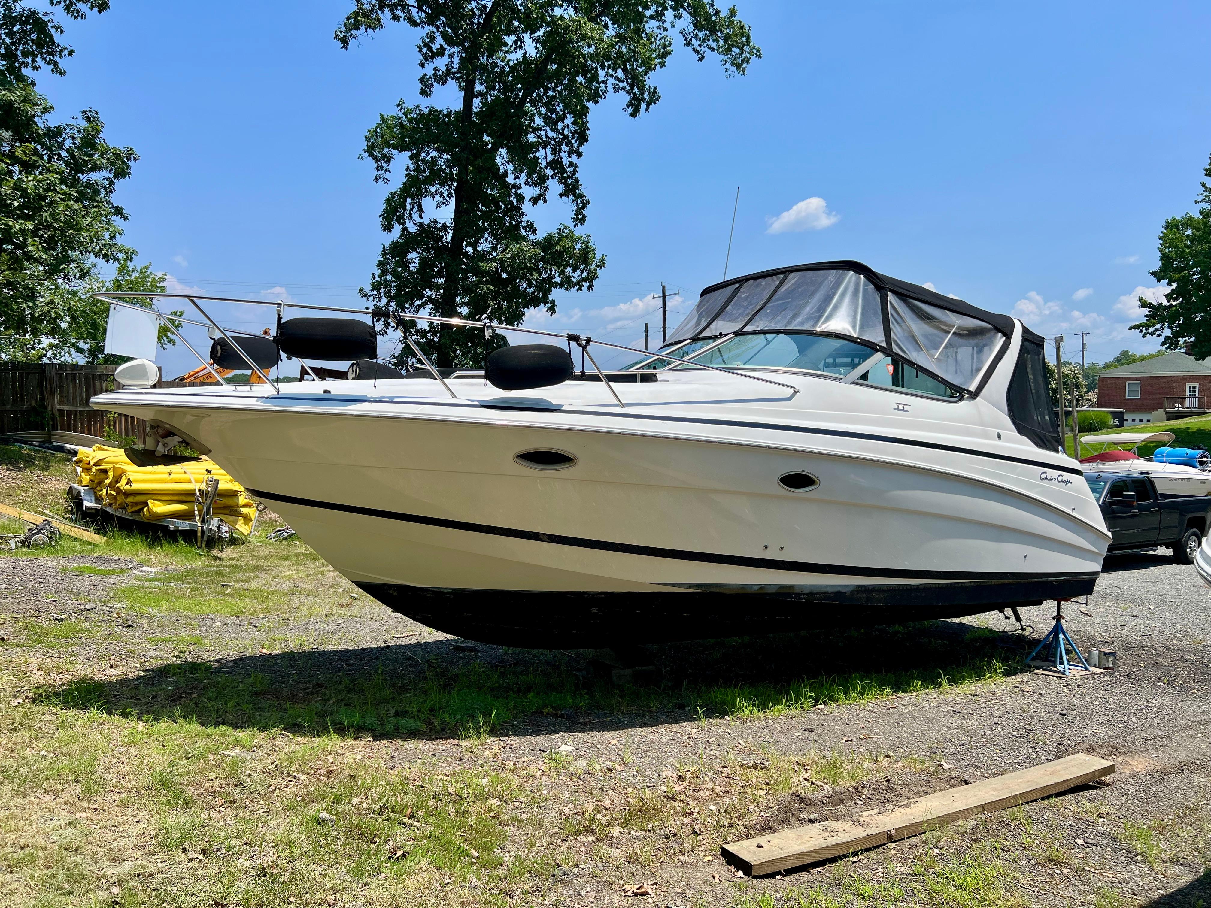 2002 Chris-Craft 328 Express Cruiser