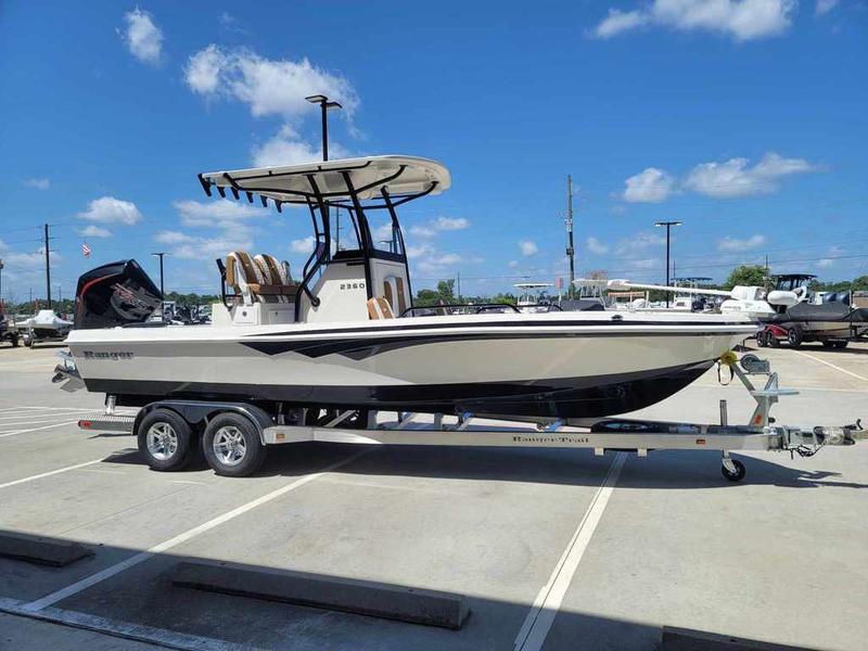 2360 Bay Boat - Ranger Bay Series