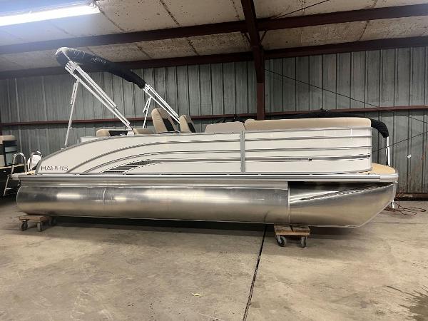 Harris Cruiser 210