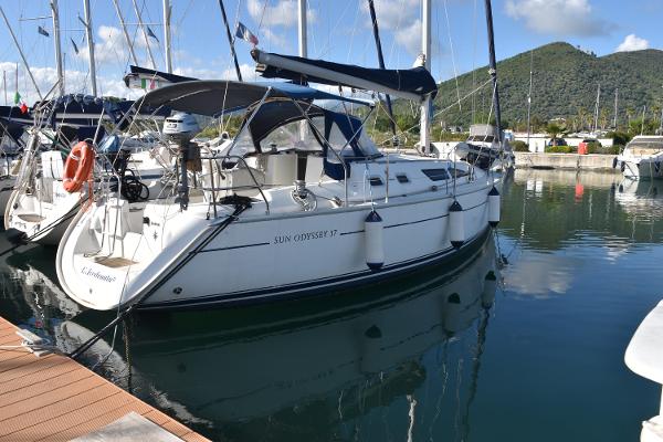2001 Jeanneau Sun Odyssey 37