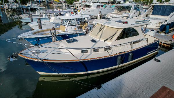 2007 Legacy 32