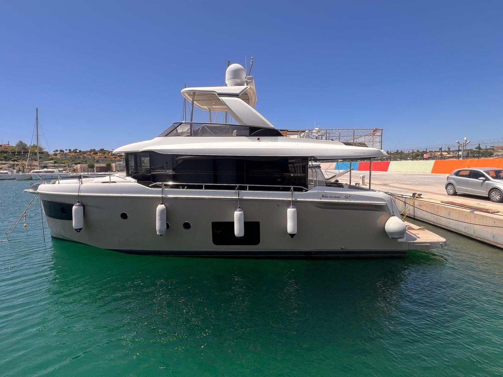 Absolute 52 Navetta